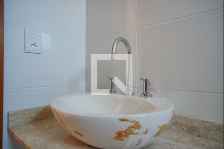 Casa à venda com 152m², 2 quartos e 2 vagasBanheiro