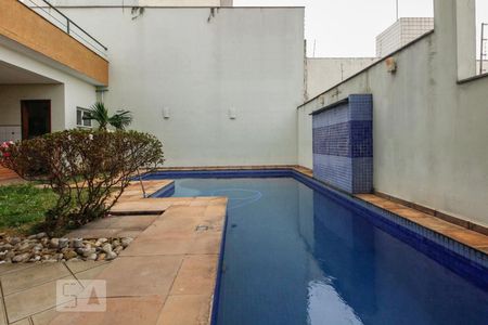Casa à venda com 380m², 6 quartos e 7 vagasÁrea de lazer privativa - Piscina 