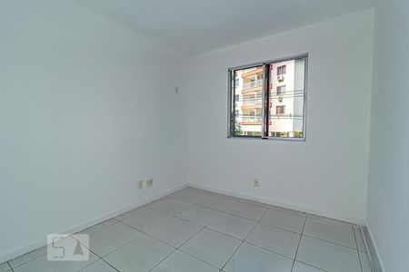 Apartamento à venda com 75m², 3 quartos e 1 vaga Apartamento à venda com 75m², 3 quartos e 1 vagaQuarto 2