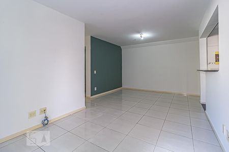 Sala de apartamento à venda com 3 quartos, 75m² em Pechincha, Rio de Janeiro