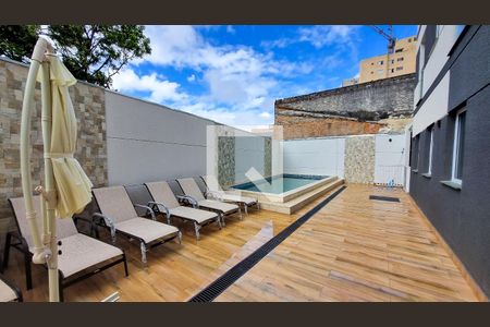 Studio para alugar com 17m², 1 quarto e sem vaga Studio para alugar com 17m², 1 quarto e sem vagaÁrea comum - Piscina