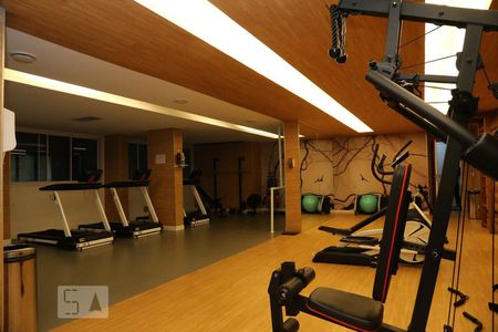 Apartamento à venda com 77m², 2 quartos e 2 vagasÁrea comum - Academia