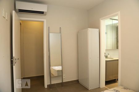 Apartamento à venda com 77m², 2 quartos e 2 vagasSuíte 1