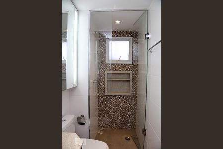 Apartamento à venda com 77m², 2 quartos e 2 vagasBanheiro da Suíte 1