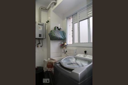 Apartamento à venda com 77m², 2 quartos e 2 vagasÁrea de Serviço