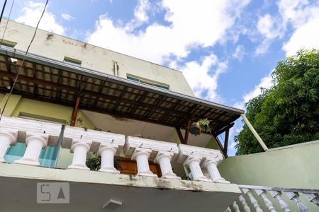 Casa à venda com 298m², 4 quartos e 2 vagasSacada