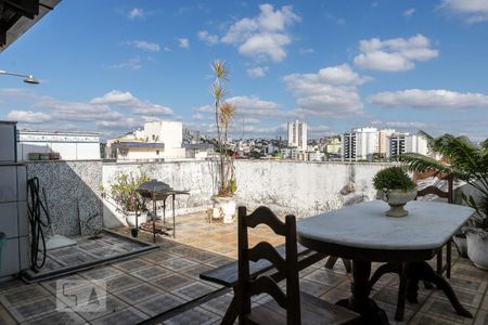 Casa à venda com 298m², 4 quartos e 2 vagasVaranda