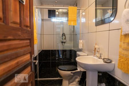Casa à venda com 298m², 4 quartos e 2 vagasBanheiro Social