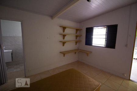 Casa à venda com 200m², 3 quartos e 2 vagas Casa à venda com 200m², 3 quartos e 2 vagasQuarto 4 - Suíte