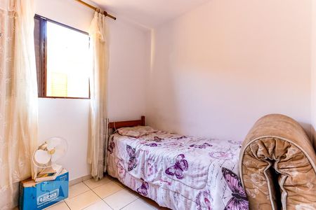 Casa à venda com 130m², 4 quartos e 2 vagas Casa à venda com 130m², 4 quartos e 2 vagasQuarto 3