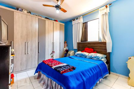 Casa à venda com 130m², 4 quartos e 2 vagas Casa à venda com 130m², 4 quartos e 2 vagasQuarto 2