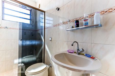 Casa à venda com 130m², 4 quartos e 2 vagas Casa à venda com 130m², 4 quartos e 2 vagasBanheiro da Suíte