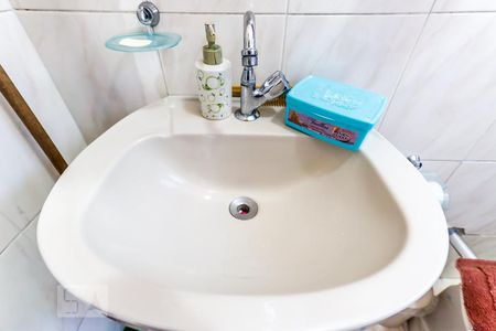 Casa à venda com 130m², 4 quartos e 2 vagas Casa à venda com 130m², 4 quartos e 2 vagasBanheiro