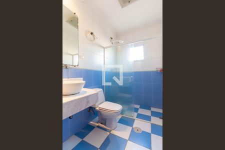 Casa à venda com 364m², 4 quartos e 4 vagas Casa à venda com 364m², 4 quartos e 4 vagasBanheiro da Suíte 3