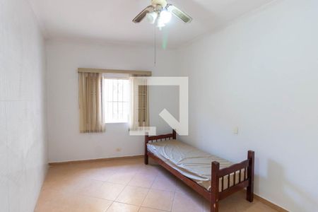 Casa à venda com 364m², 4 quartos e 4 vagas Casa à venda com 364m², 4 quartos e 4 vagasEdícula - Quarto