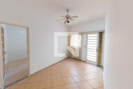 Casa à venda com 364m², 4 quartos e 4 vagas Casa à venda com 364m², 4 quartos e 4 vagasEdícula - Sala