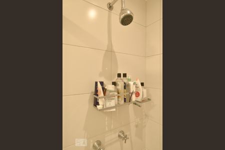 Apartamento à venda com 65m², 2 quartos e 1 vagaChuveiro do banheiro