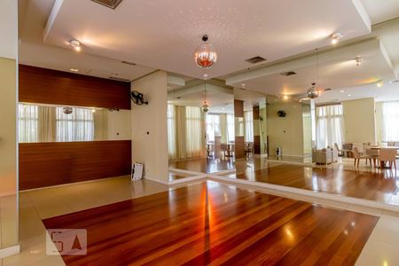 Apartamento à venda com 108m², 4 quartos e 2 vagasÁrea comum - Salão de festas