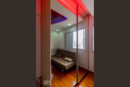 Apartamento à venda com 108m², 4 quartos e 2 vagasQuarto 2