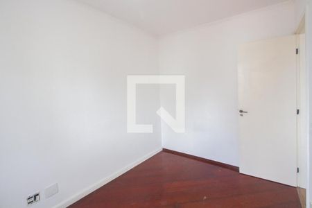 Quarto 2 de apartamento para alugar com 2 quartos, 65m² em Jardim das Acácias, São Paulo