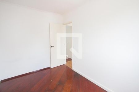 Quarto 2 de apartamento para alugar com 2 quartos, 65m² em Jardim das Acácias, São Paulo