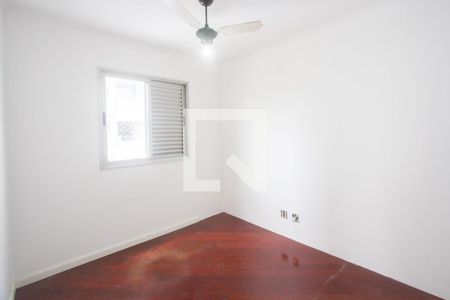Quarto 1 de apartamento para alugar com 2 quartos, 65m² em Jardim das Acácias, São Paulo