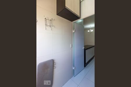 Apartamento à venda com 67m², 2 quartos e 1 vagaÁrea de Serviço