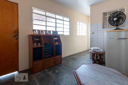 Casa à venda com 180m², 3 quartos e 4 vagasSala/Cozinha - Área de Churrasco
