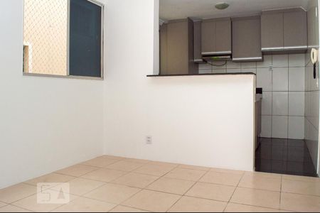 Sala de apartamento para alugar com 2 quartos, 45m² em Osvaldo Rezende, Uberlândia
