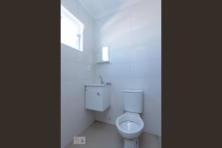 Banheiro de kitnet/studio para alugar com 1 quarto, 32m² em Vila Augusta, Sorocaba