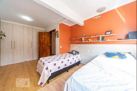 Casa à venda com 280m², 3 quartos e 2 vagas Casa à venda com 280m², 3 quartos e 2 vagasQuarto 2