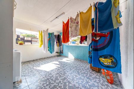 Casa à venda com 280m², 3 quartos e 2 vagas Casa à venda com 280m², 3 quartos e 2 vagasÁrea de Serviço