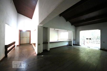 Casa à venda com 1300m², 5 quartos e 6 vagasSala 