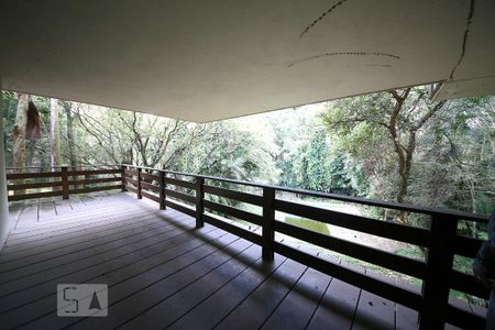 Casa à venda com 1300m², 5 quartos e 6 vagasTerraço