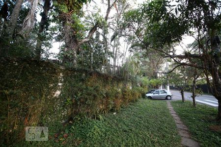 Casa à venda com 1300m², 5 quartos e 6 vagasFachada