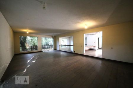 Casa à venda com 1300m², 5 quartos e 6 vagasSala 