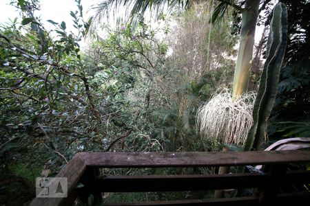 Casa à venda com 1300m², 5 quartos e 6 vagasTerraço