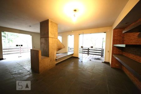 Casa à venda com 1300m², 5 quartos e 6 vagasSala 