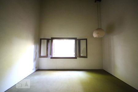 Casa à venda com 1300m², 5 quartos e 6 vagasSuíte 3