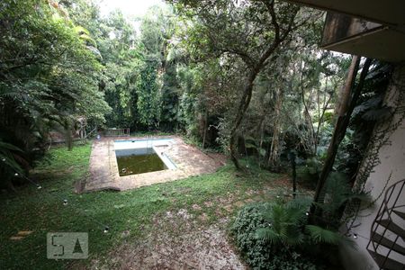 Casa à venda com 1300m², 5 quartos e 6 vagasTerraço - Jardim