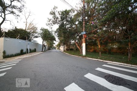 Casa à venda com 1300m², 5 quartos e 6 vagasVizinhança