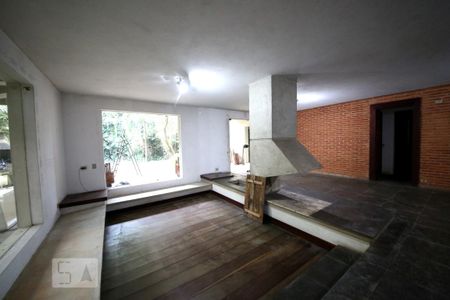 Casa à venda com 1300m², 5 quartos e 6 vagasSala 