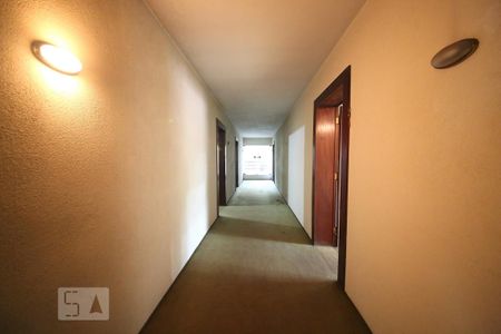 Casa à venda com 1300m², 5 quartos e 6 vagasCorredor