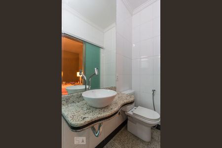 Apartamento à venda com 120m², 4 quartos e 2 vagasBanheiro