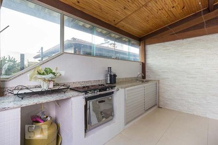 Apartamento à venda com 120m², 4 quartos e 2 vagasÁrea Externa
