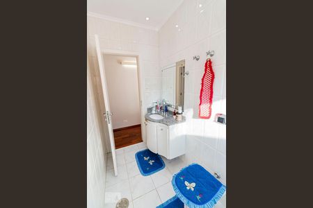 Casa à venda com 200m², 3 quartos e 4 vagas2o. Andar - Banheiro social