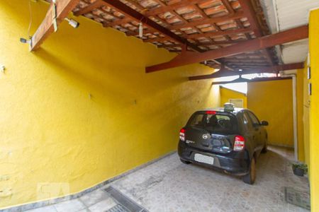 Casa à venda com 200m², 3 quartos e 2 vagasGaragem