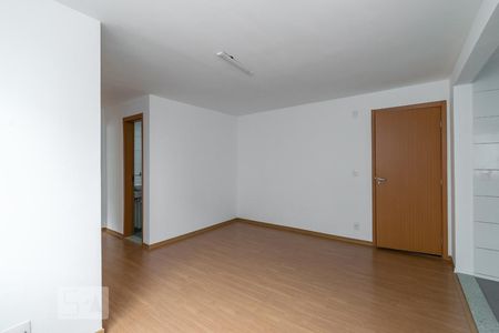 Sala de apartamento para alugar com 2 quartos, 54m² em Irajá, Rio de Janeiro