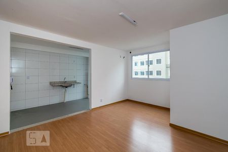 Sala de apartamento para alugar com 2 quartos, 54m² em Irajá, Rio de Janeiro