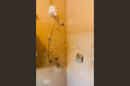 Casa à venda com 240m², 3 quartos e 4 vagas Casa à venda com 240m², 3 quartos e 4 vagasBanheiro 3 Chuveiro